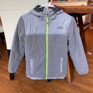 The North Face boys reversible winter down insulated jacket, size M (10/12)